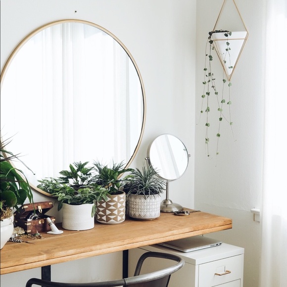 Meet The Seller! ✌🏼🌹 - Picture 5 of 9